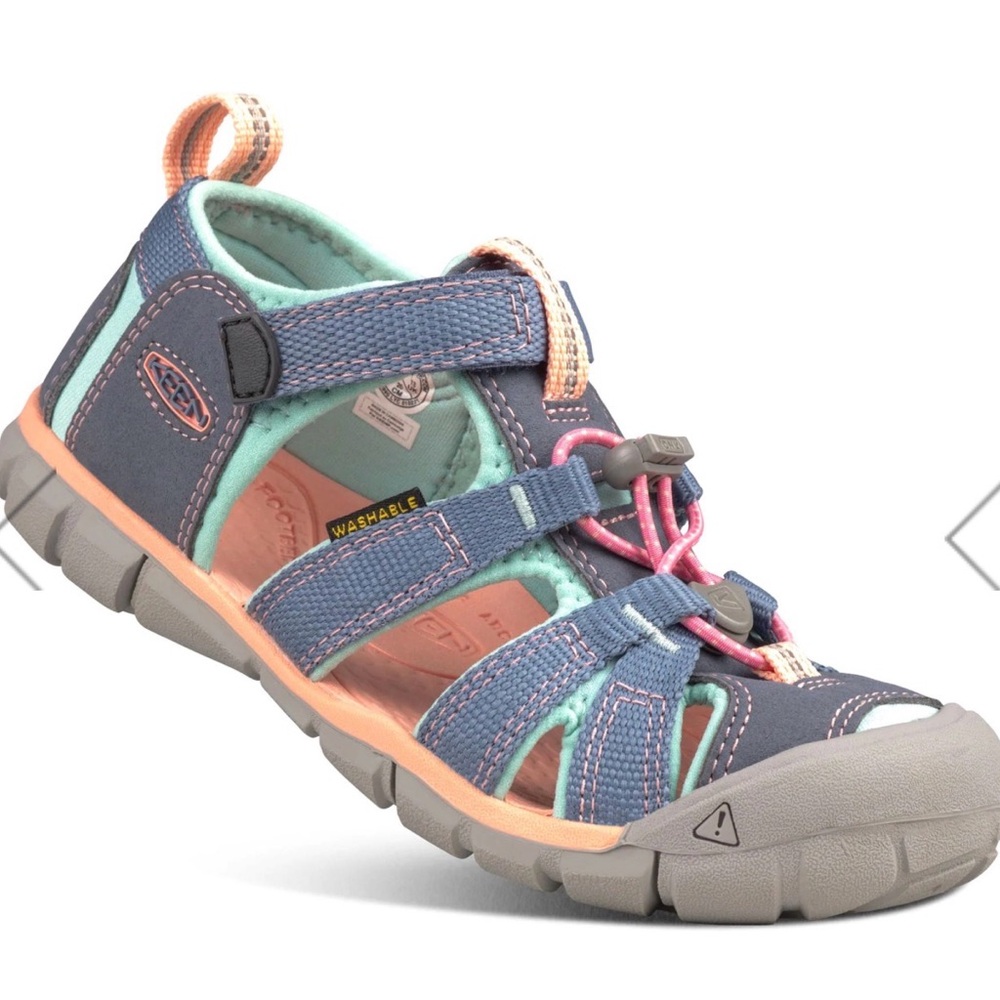 Keen Seacamp II CNX hybrid water sandal NEW Size 7